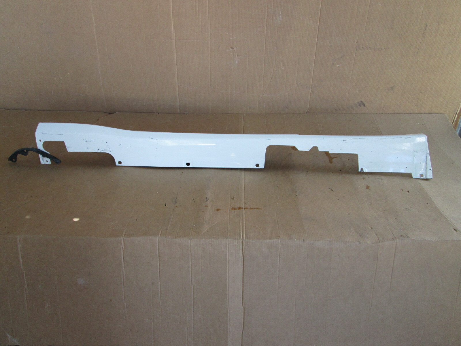 Ferrari F12 Berlinetta RH Rocker Panel / Side Skirt # 84306200  / 84306110