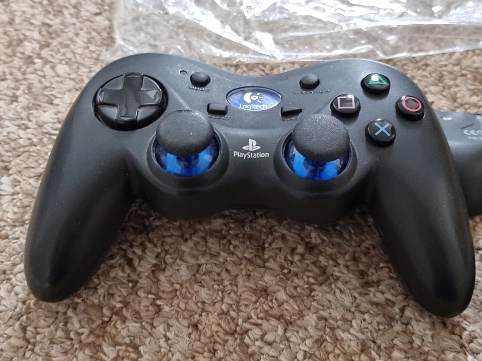 SONY PLAYSTATION 2 PS1 PS2 LOGITECH CORDLESS ACTION CONTROLLER Wireless Game Pad - Image 2 of 4