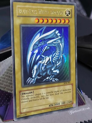 2002 Yugioh Blue-Eyes White Dragon SDK-001 Ultra Rare Holo Bleed