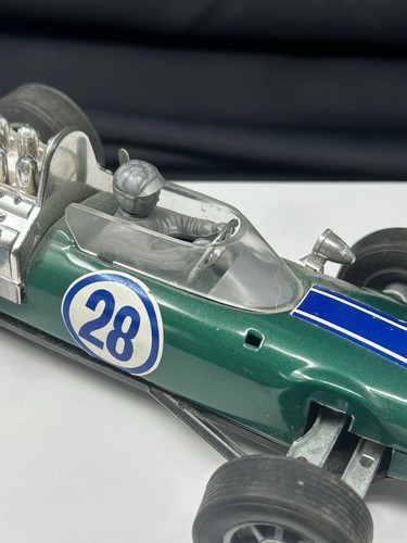 Vintage Bandai Battery Operated Formula One Race Car Green #28 WORKING RARE - Picture 7 of 12