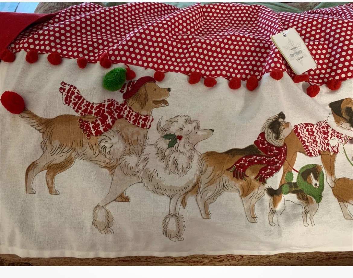 NEW Pier 1 Imports Park Avenue PUPPIES APRON CHRISTMAS DOGS Red/White POLKA DOTS