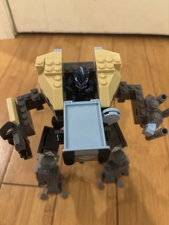 Juego de carga Halo Mega Construx Hannibal Mantis con 1 mini figura (construido) Foto 3 de 4