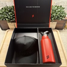 New 2019 Peloton Welcome Gift Set Box w/Strapback Logo Hat & 550 ml Water Bottle