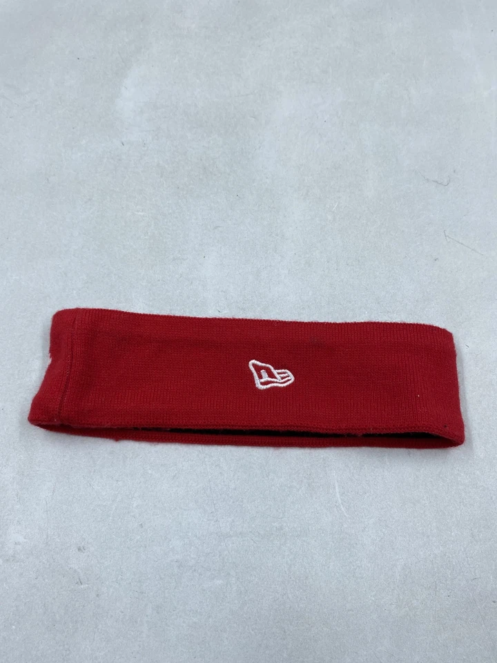 Fascia streetwear Supreme rossa in poliestere - Immagine 2 di 4