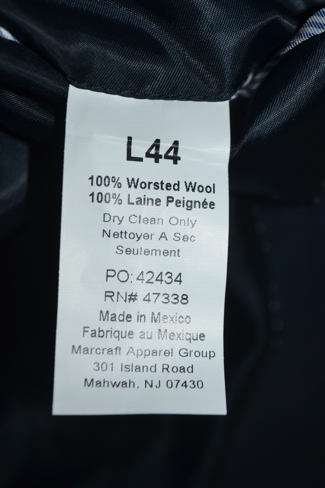 NWT Tommy Hilfiger Men's Navy Blue 2 Front Button Sports Coat Sz 44L thumbnail 10