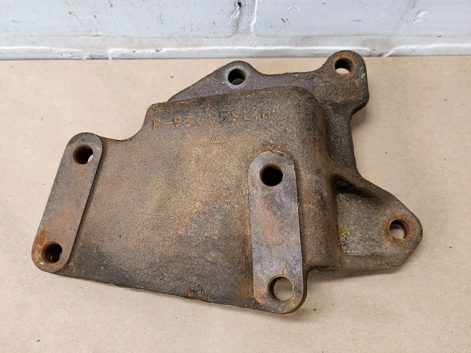 JEEP J10 J20 切诺基 Wagoneer 工厂转向箱变速箱安装支架 — 第 4/4 张图片