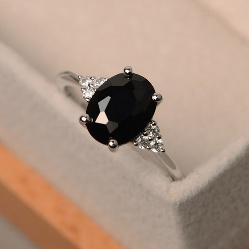 2.25 Ct Oval Cut Black Spinel Lab-Created 925 Sterling Silver Three Stone Ring - Picture 3 of 8