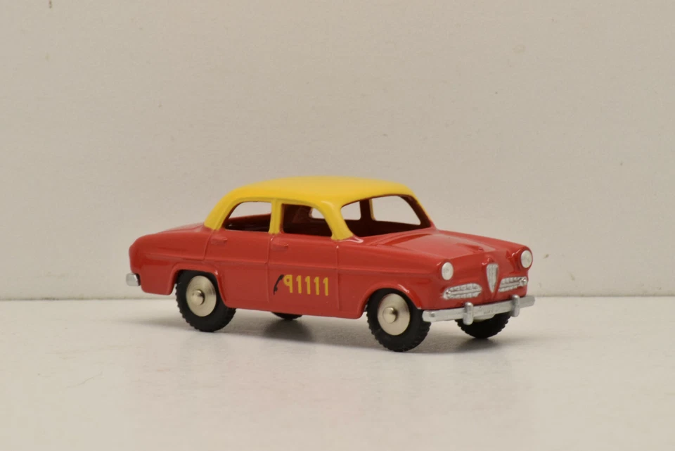 ALFA ROMEO GIULIETTA TAXI DE BERN 1954 MERCURY HACHETTE 1/48 NEUF EN BOITE - Photo 3/4