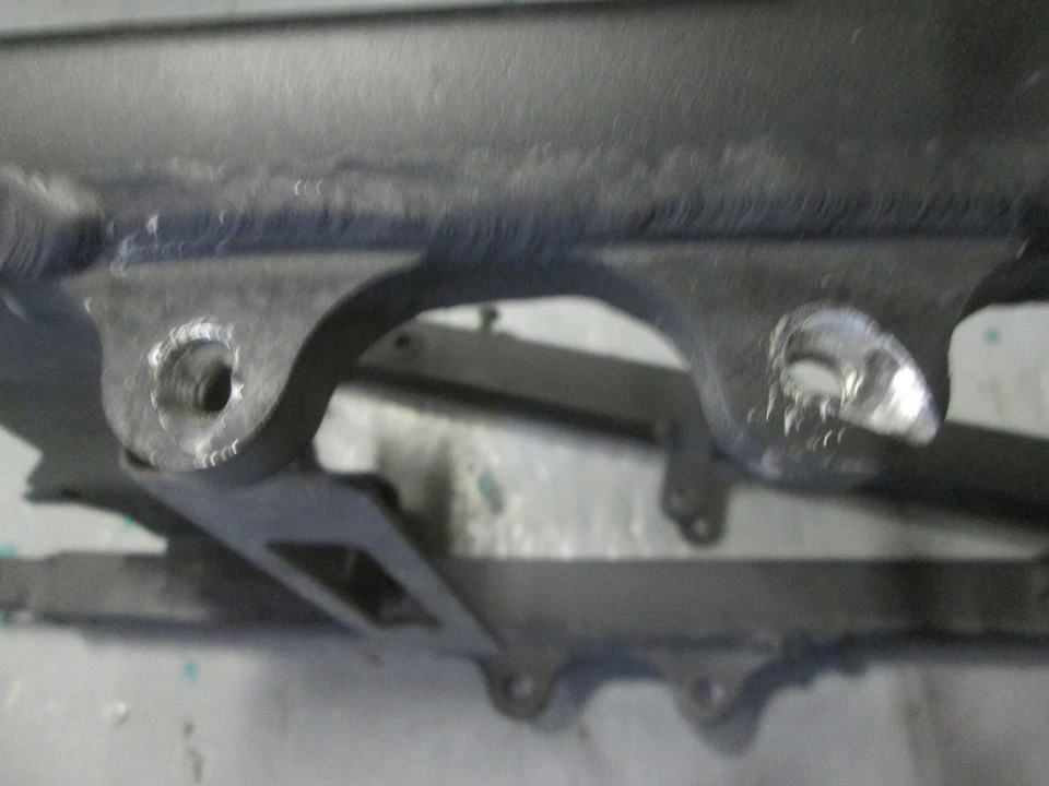 2006 - 2015 Yamaha FZ1 REAR SUB FRAME COMP 2D1-21190-01-00-P0 , STRAIGHT - Image 4 of 4