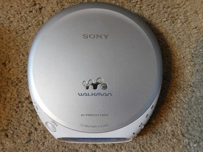 Sony D-EJ360 CD Walkman Portable CD-R/RW Player Silver Tested Works
