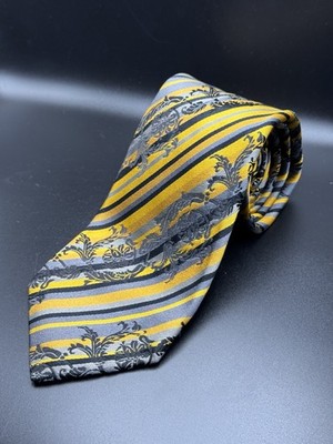Versace Mens Tie MEMORABILIA 100%  Silk Made In Italy 