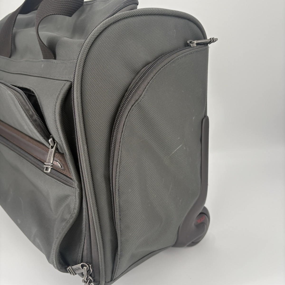TUMI Alpha 2 Compact 2 Wheeled Duffel Luggage Carry-On Black