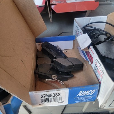 Rear Disc Brake Pad Set Aimco SPM838S Brake Pads For 2000-2004 Volvo S40 V40