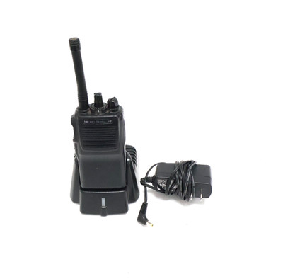 Vertex Standard VX-231-AG7B-5 UHF Two Way Radio w/Charging Base & Adapter ''READ''