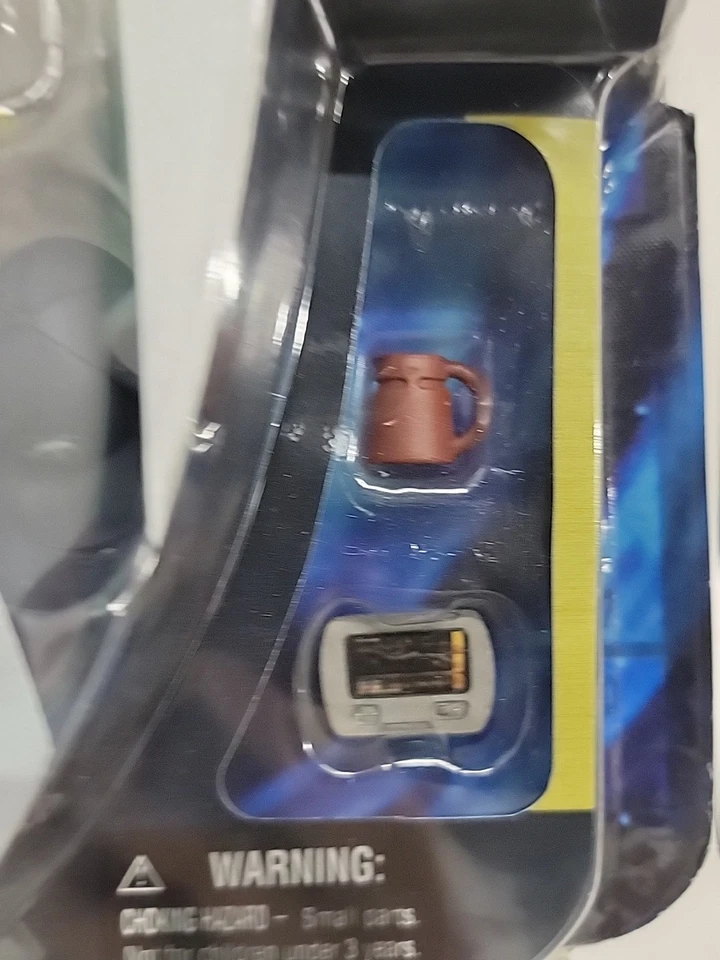 Star Trek Deep Space Nine Lieutenant Ezri Dax Art Asylum Action Figure - Image 2 of 4