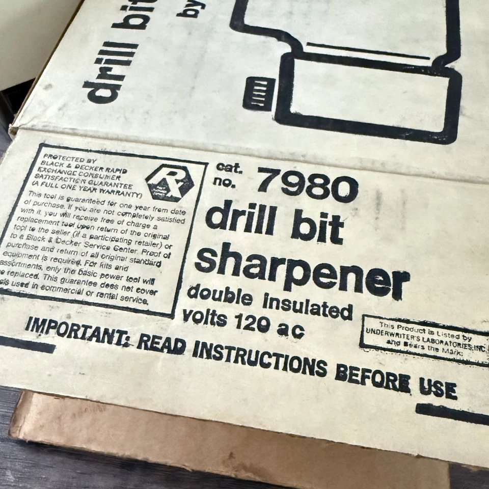 Afilador de brocas eléctrico vintage Black & Decker #7980 para brocas de 1/8"-3/8" Foto 4 de 4