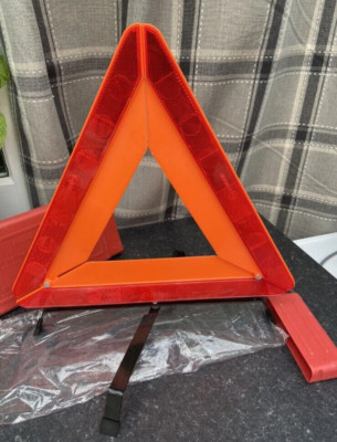 NEU WARNDREIECK NOTFALL PANNE KLAPPBARES SCHILD GEFAHR EU REFLEKTIERENDES AUTO