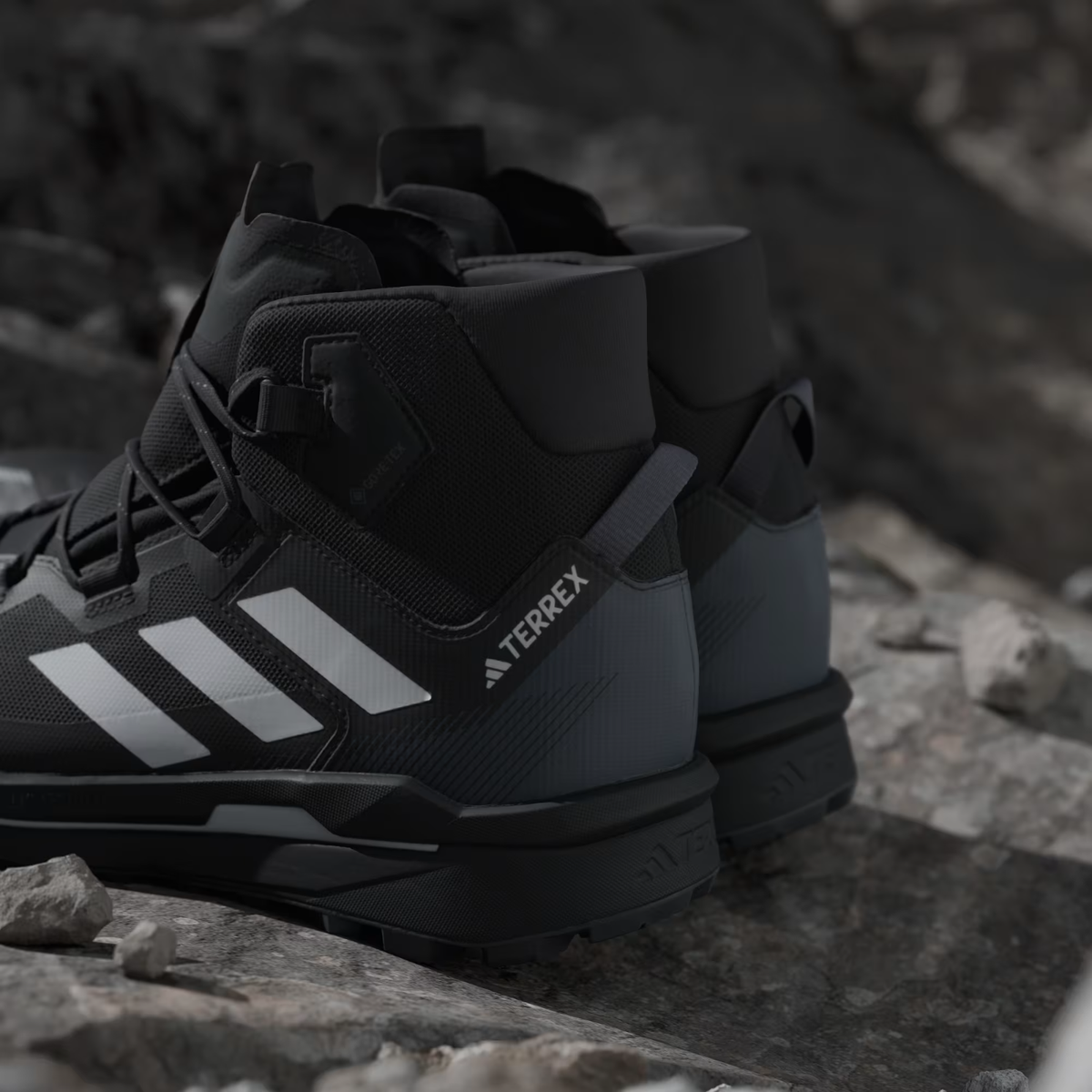 adidas TERREX SKYCHASER TECH GORE-TEX HIKING SHOES Black/Grey One