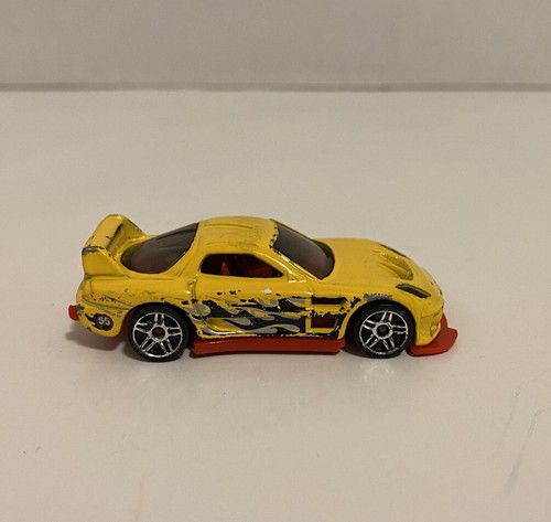 2002 Mazda RX 24 Seven Yellow With Black Flames Hot Wheels Diecast Car Toy - Picture 6 of 12