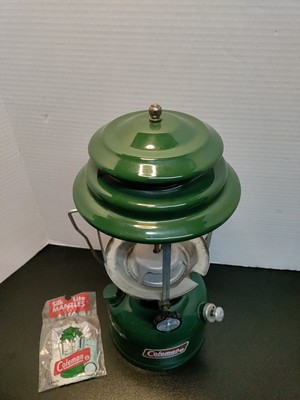 Vintage Coleman Lantern Model 220K195 W 2 Mantles 220k for