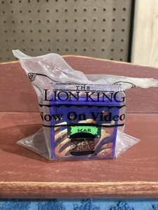 1995 LION KING - BURGER KING - The Lion King's SCAR - Finger Puppet - NIB