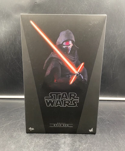 Hot Toys Star Wars - Kylo Ren 1/6th Scale Collectible Figure MMS 320