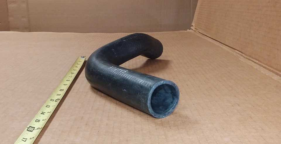 Manguera de radiador superior Dynamic 88 98 Super Starfire NOS 59 60 Oldsmobile 4BC V8 + Foto 4 de 4