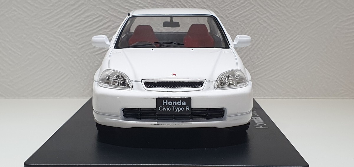 1/24 Hachette 1997 HONDA CIVIC TYPE R EK9 WHITE diecast model