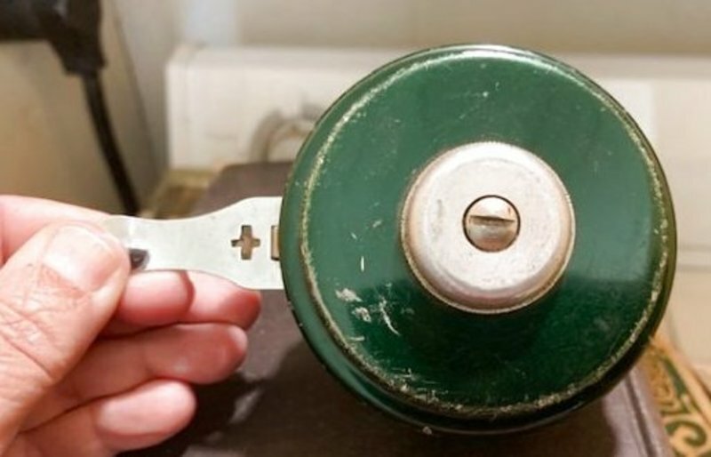 SHAKESPEARE OK AUTOMATIC NO. 1821 MODEL GD Fly-Fishing Reel Made In USA Vtg -a