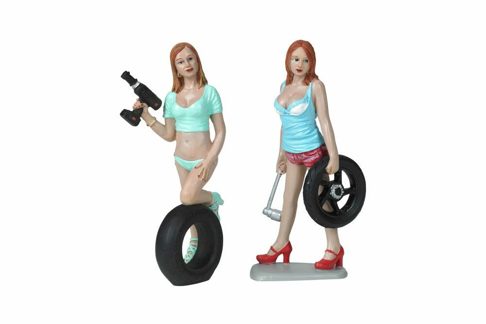TIRE BRIGADE MICHELE AND MEG 2 PIECE FIGURINE SET  771 1/18 DIECAST ACCESSORY