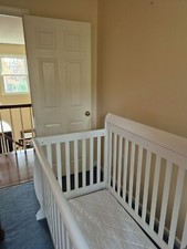 baby crib with mattress white