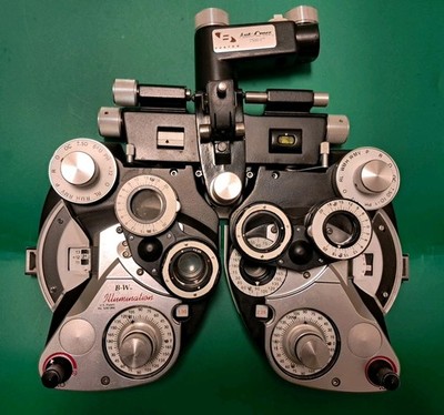 BURTON AUTOCROSS 7500-1 TM B-W TM ILLUMINATION VISION TESTING MACHINE PRE-OWNED