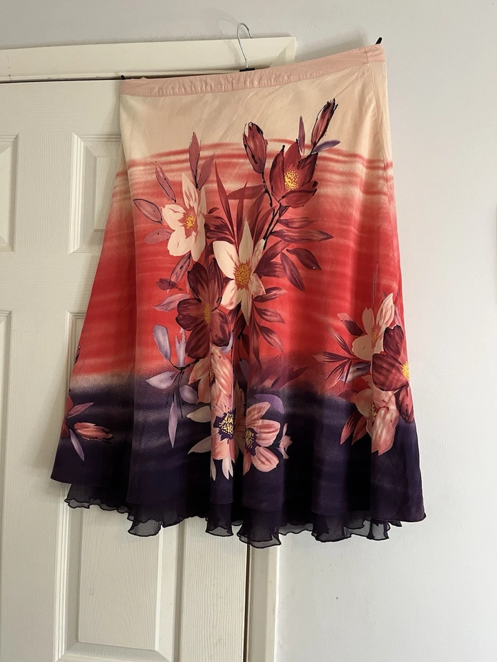 Monsoon Pink silk & Cotton embroidered A line skirt size 14 Midi A4 - Image 2 of 4