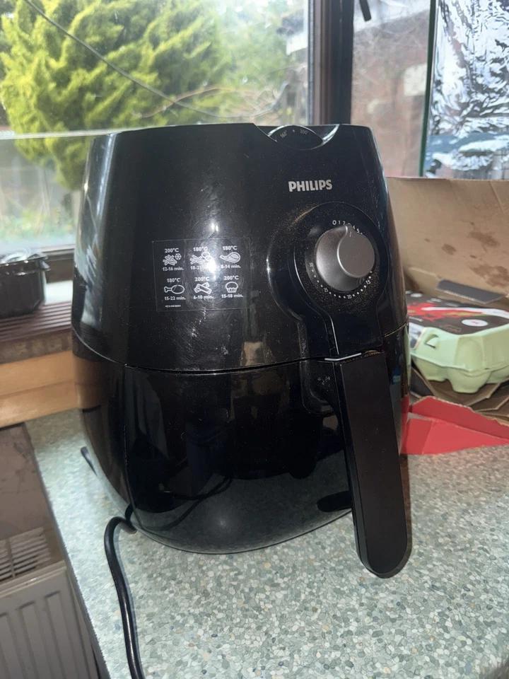 Philips Viva Collection HD9220 Airfryer, photo 1 of 5