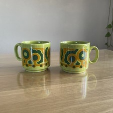 2 x Tassen Tasse Grün - Staffordshire Potteries LTD. England - Vintage
