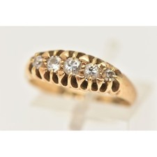 18CT Gold Diamond Boat Ring