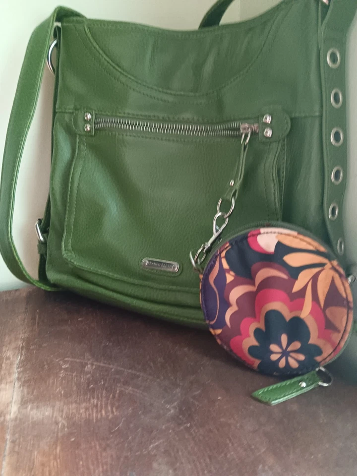 RARE Franco Sarto Vintage Classic Green Leather Medium Hobo Handbag Crossbody - Image 3 of 4