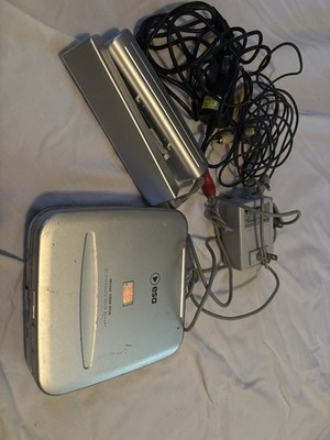 Dynex DX-PD510 Portable DVD Player (5'')