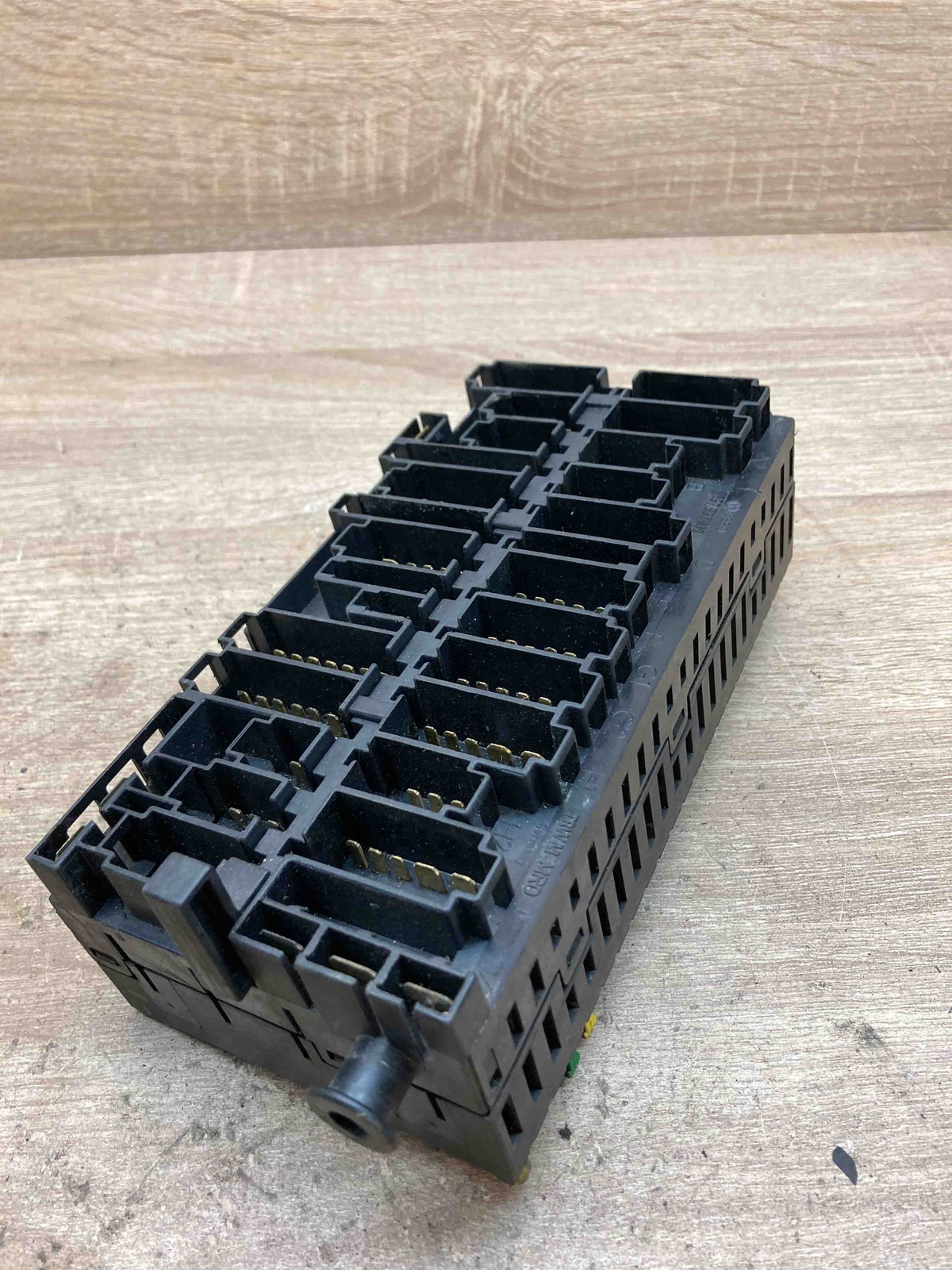 357937039 Volkswagen Audi Seat Skoda Sicherung Dose Sam Modul 