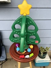 Step2 My First Christmas Tree 11 Ornaments, Interactive + Train Set READ