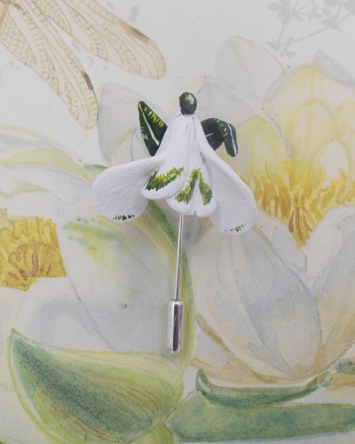 White SNOWDROP PIN White Spring Wedding Lapel Flower Pin HANDMADE HAND PAINTED - Picture 2 of 8