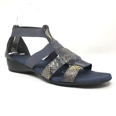Munro American Sandals Shoes Womens Size 7.5 Beige Blue Leather Snake Gladiator