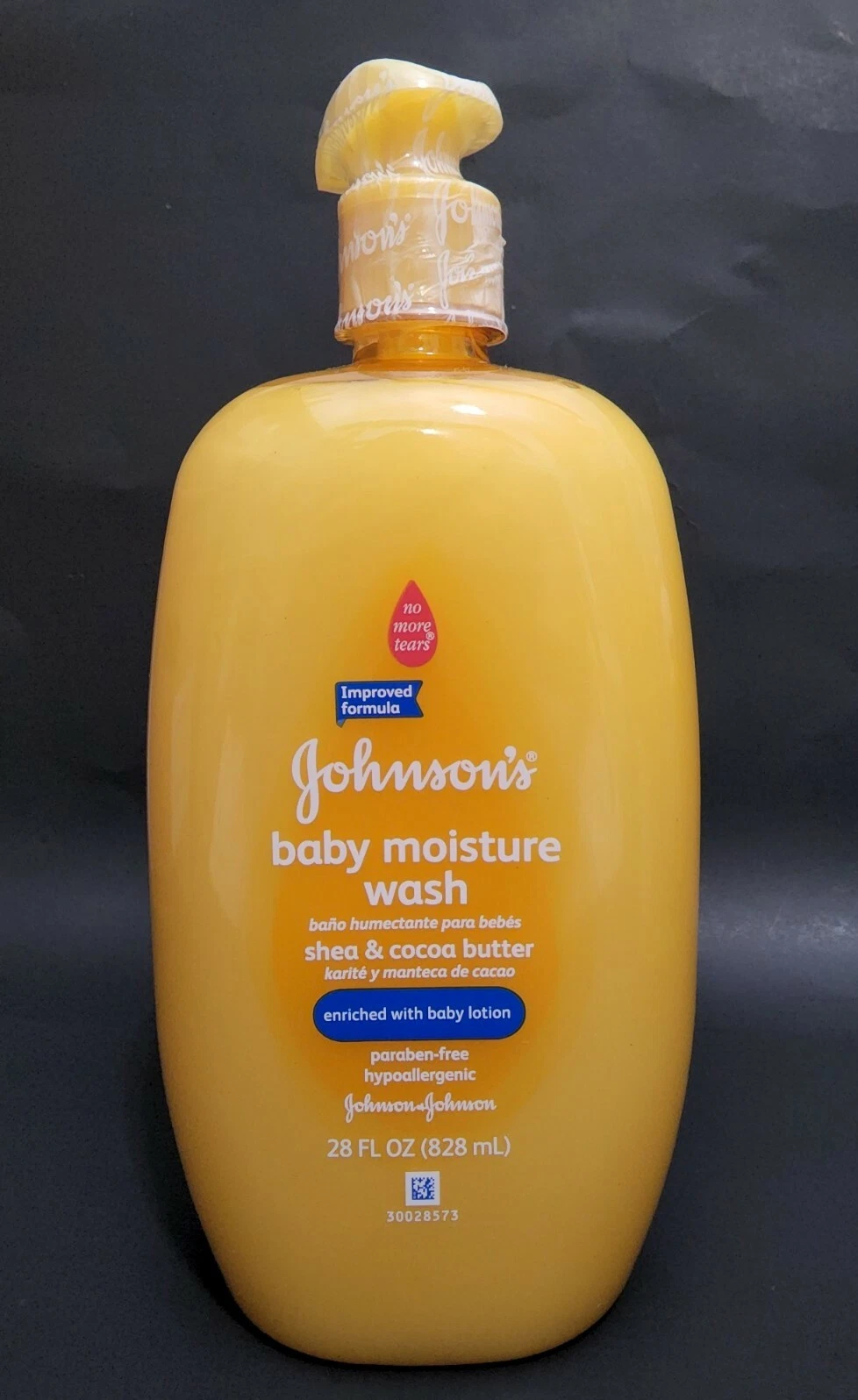 Johnson's ~ Baby Moisture Wash ~ Shea and Cocoa Butter w/ Baby Lotion ~ 28 oz.
Opens in a new window
