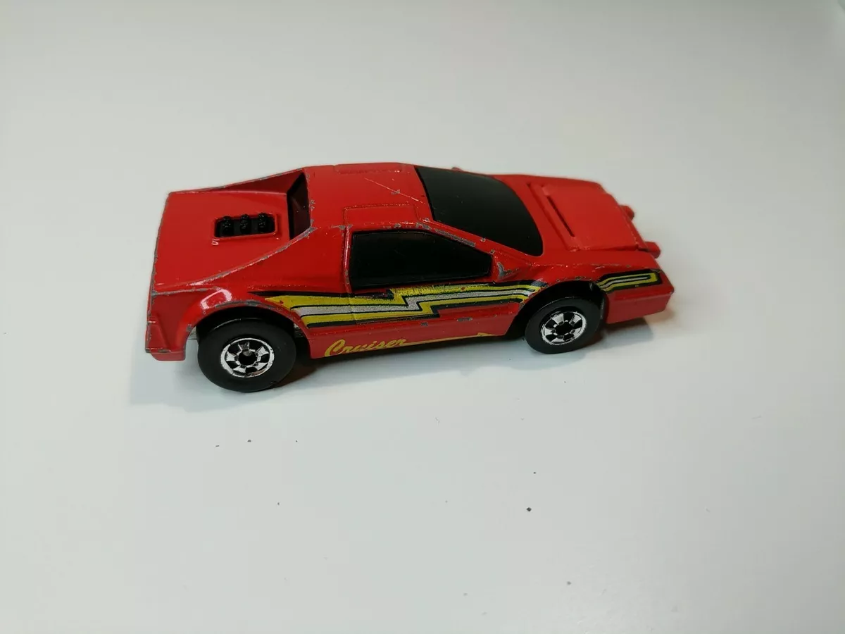 Vintage 1983 Hot Wheels Crack Ups Red Cruiser Car Wrecked 