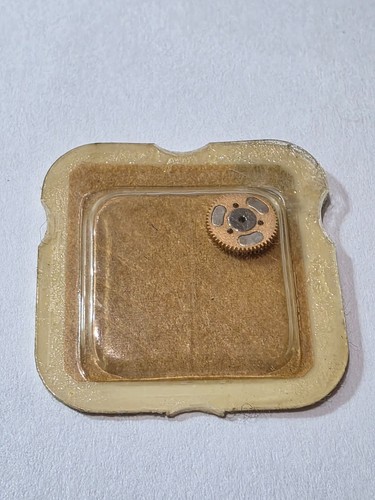 Omega 1310 #9020 Minute Wheel New and Sealed - Picture 2 of 2