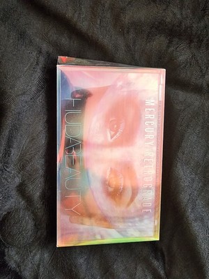 Huda Beauty Mercury Retrograde Eyeshadow Palette - limited edition. New, Unused