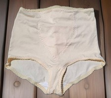 Vintage LIQUID SILKY IVORY Nylon Brief Panties 7/L