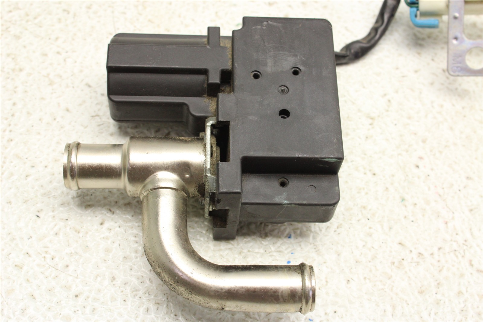 2013 Maserati GranTurismo TGK Heater Water Valve 08-13