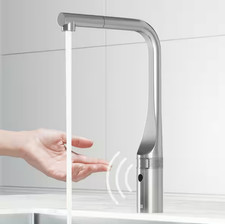 VIGO Jewel Touchless Sensor 15 in. Single Handle Pull-Out Kitchen Faucet