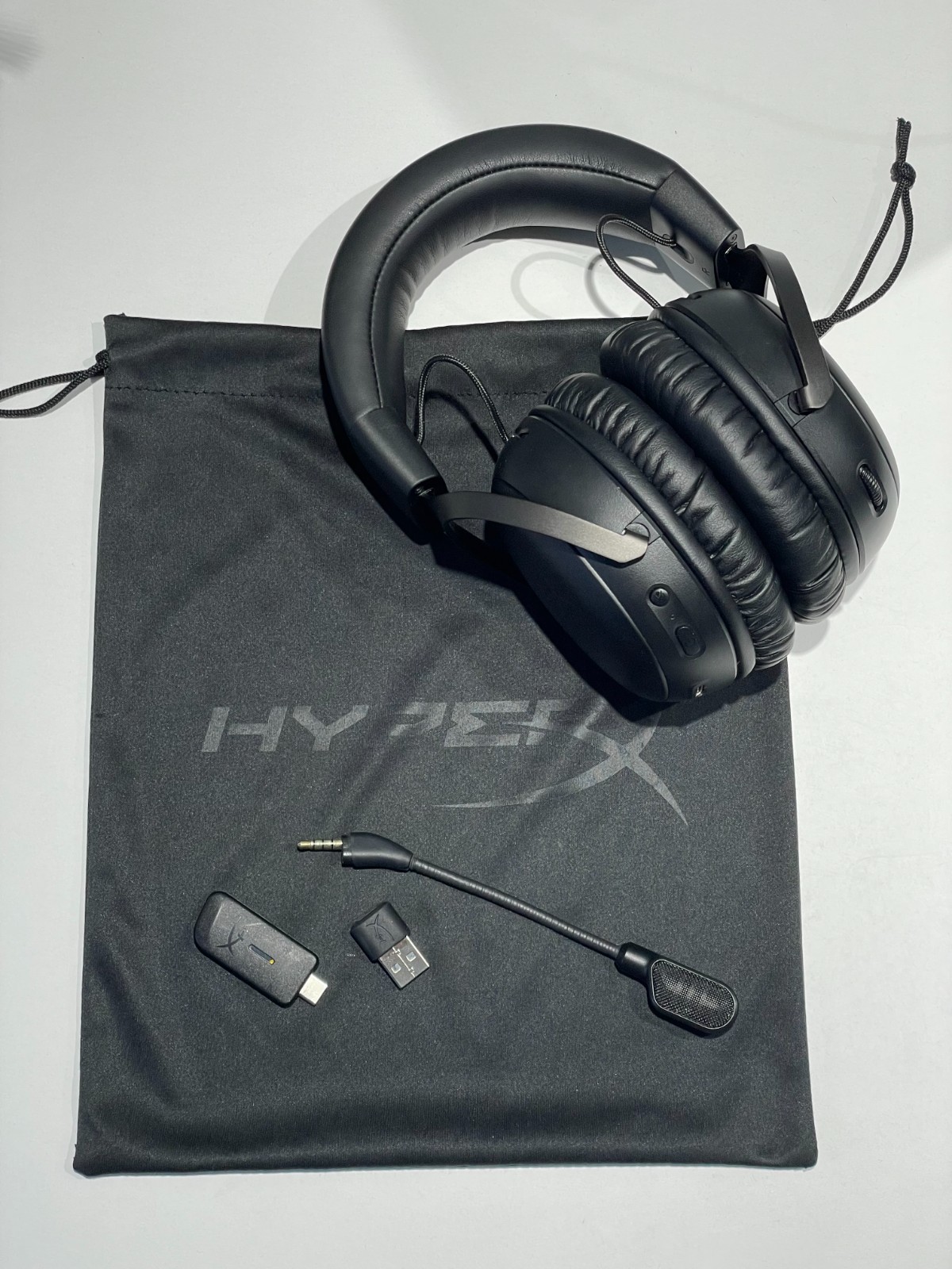 HyperX Cloud III Wireless Black: 120h Batteria e Audio 3D Immersivo - 4